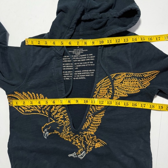 Lucky Brand Black Embroidered Eagle Hoodie Size Small Deep V Pullover Active - Picture 10 of 12
